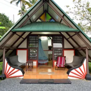 kadaloram-beach-resort-kochi.kerala-hotels.net/